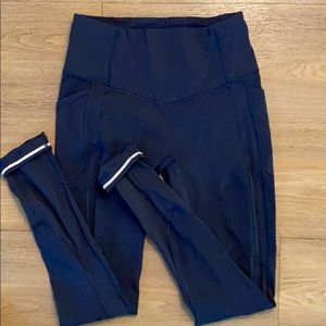 Lululemon All the Right Places 28" running tights